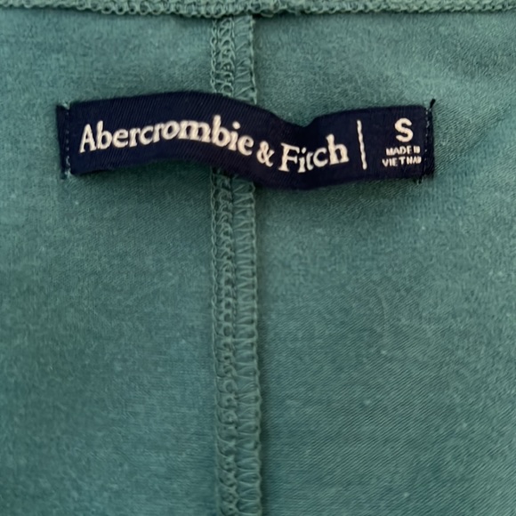 Abercrombie Long Sleeve Top - Picture 2 of 2